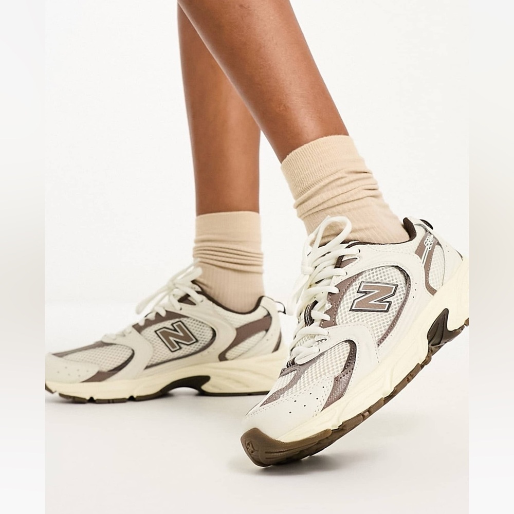 New Balance 530 Women's Sneakers in Cream and Brown